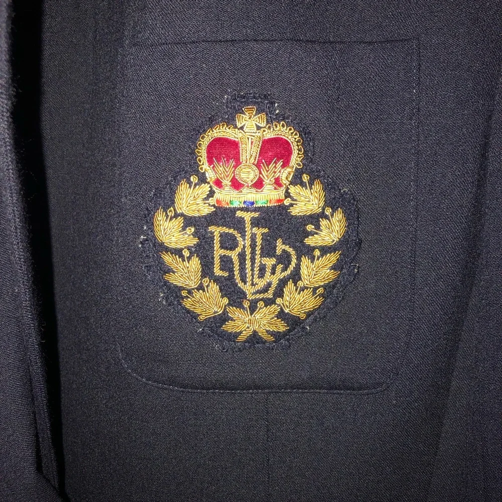 Lauren Ralph Lauren Double-Breasted Navy Blazer With Lauren Crest - Picture 4 of 11